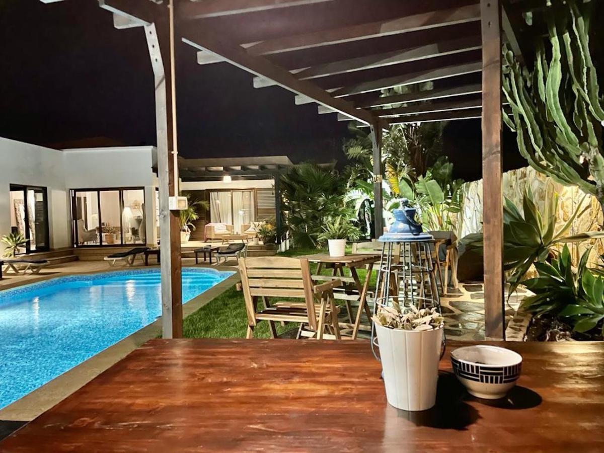 Kalufa Surf House Pansiyon El Cuchillo Dış mekan fotoğraf