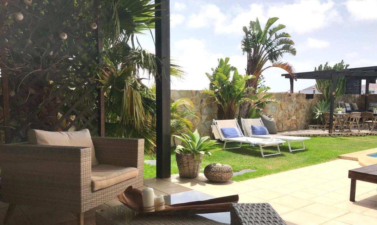 Kalufa Surf House Pansiyon El Cuchillo Dış mekan fotoğraf